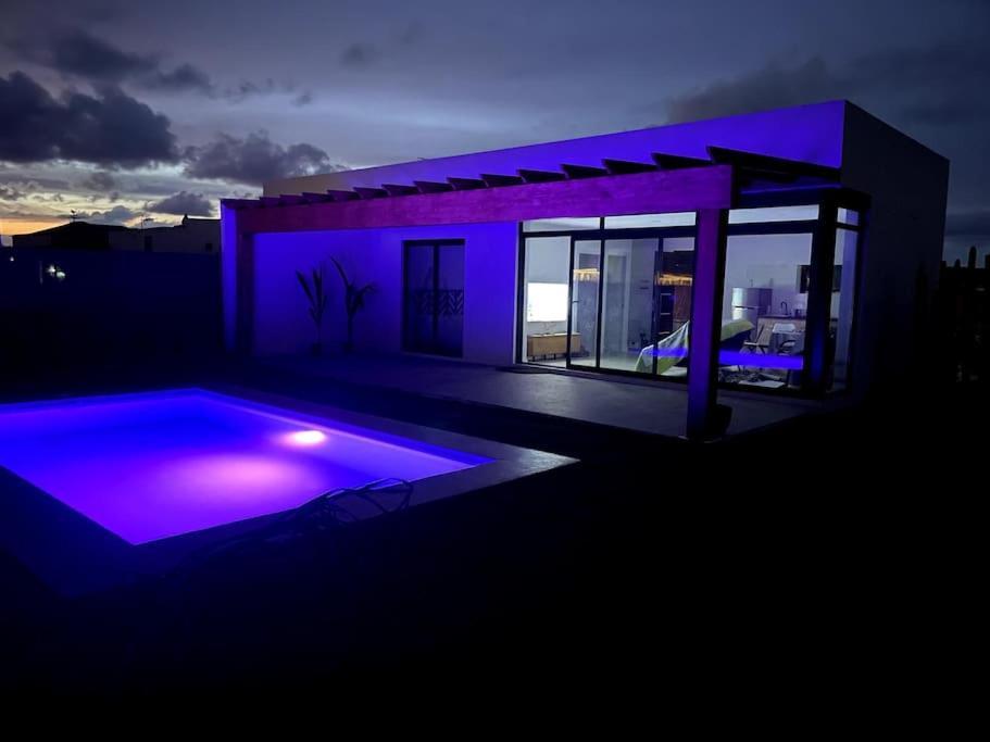 Bungalow + Piscina Independiente La Oliva Esterno foto